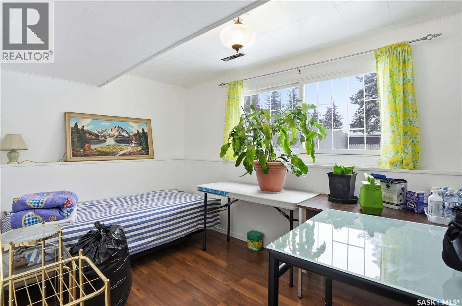 3165 Milton Street, Saskatoon, SK - Indoor