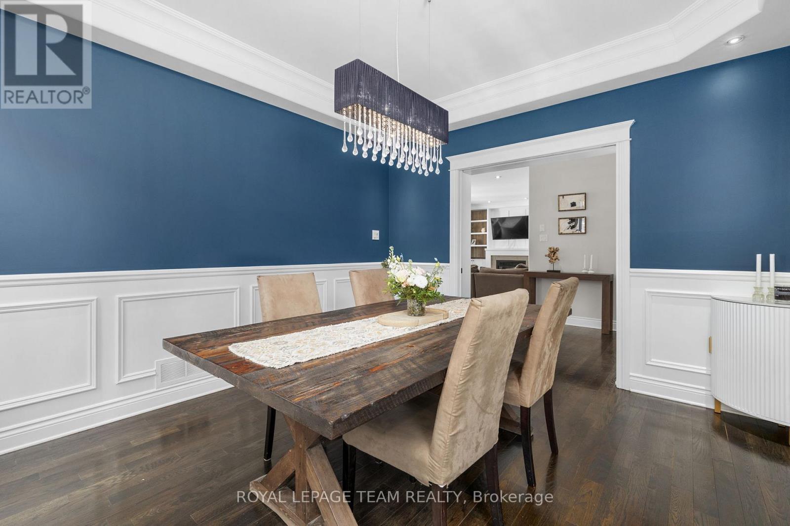 112 Cole Porter Street, Ottawa, ON - Indoor Photo Showing Dining Room
