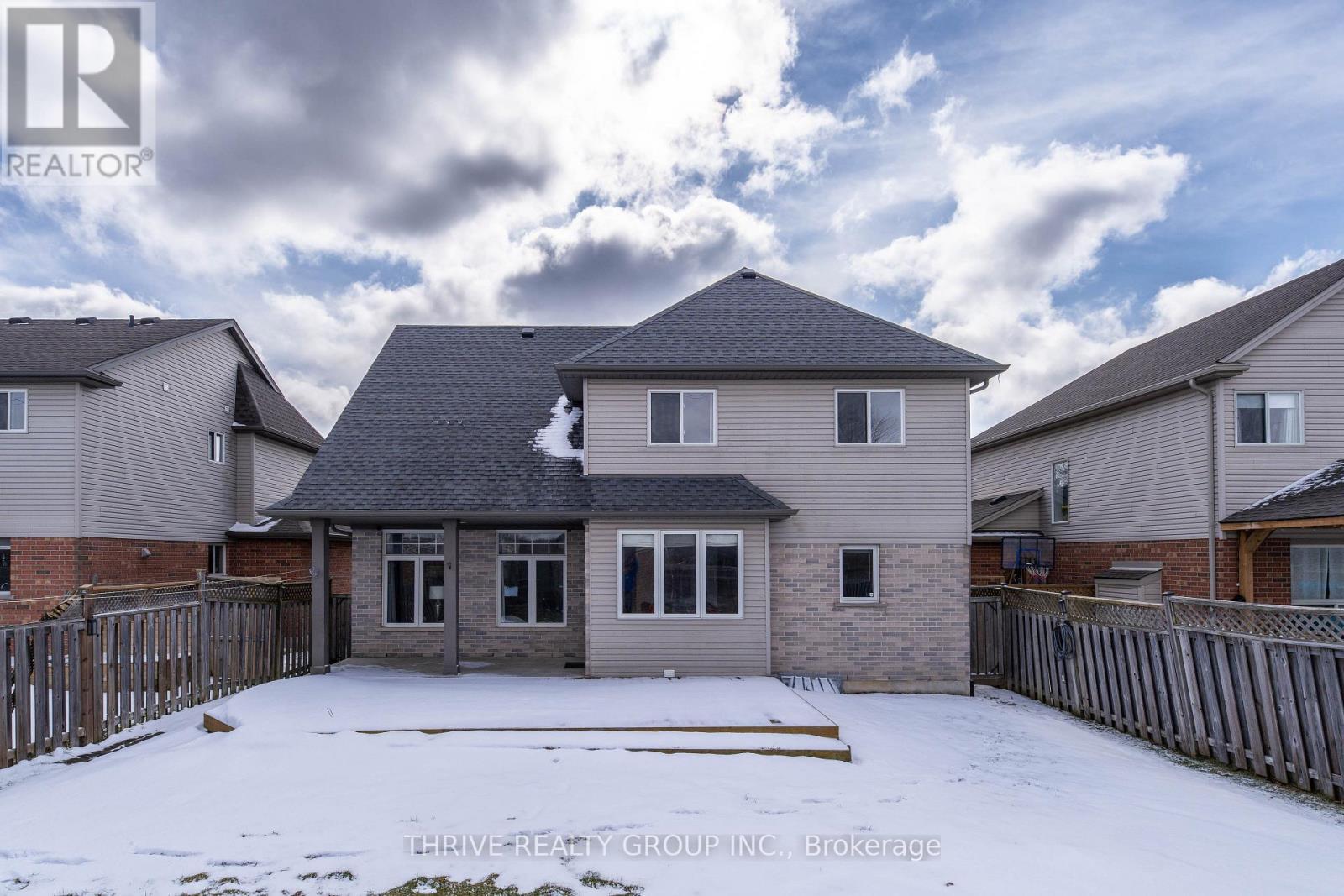 53 Brookside Drive, St. Thomas, ON - Outdoor With Exterior