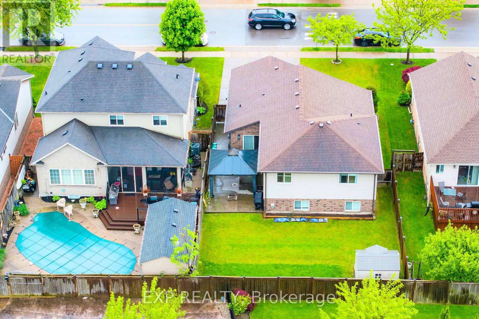 8583 Forestview Boulevard, Niagara Falls (Forestview), ON - Outdoor