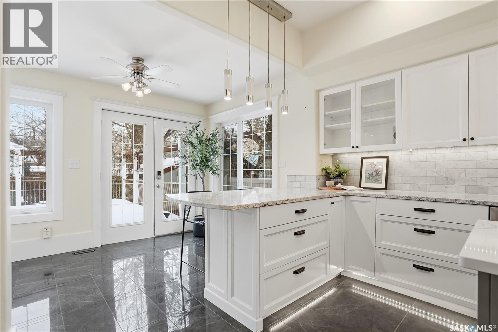 702 Queen Street, Saskatoon, SK - Indoor Photo Showing Other Room