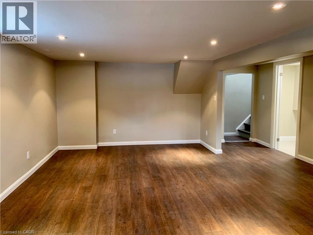 5 Michael Avenue, Hamilton, ON - Indoor Photo Showing Other Room