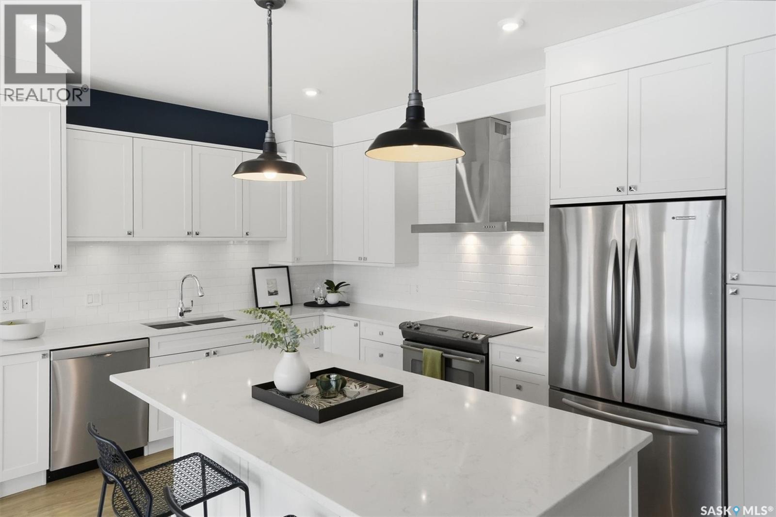203 Pritchard Terrace, Saskatoon, SK - Indoor Photo Showing Kitchen With Stainless Steel Kitchen With Upgraded Kitchen