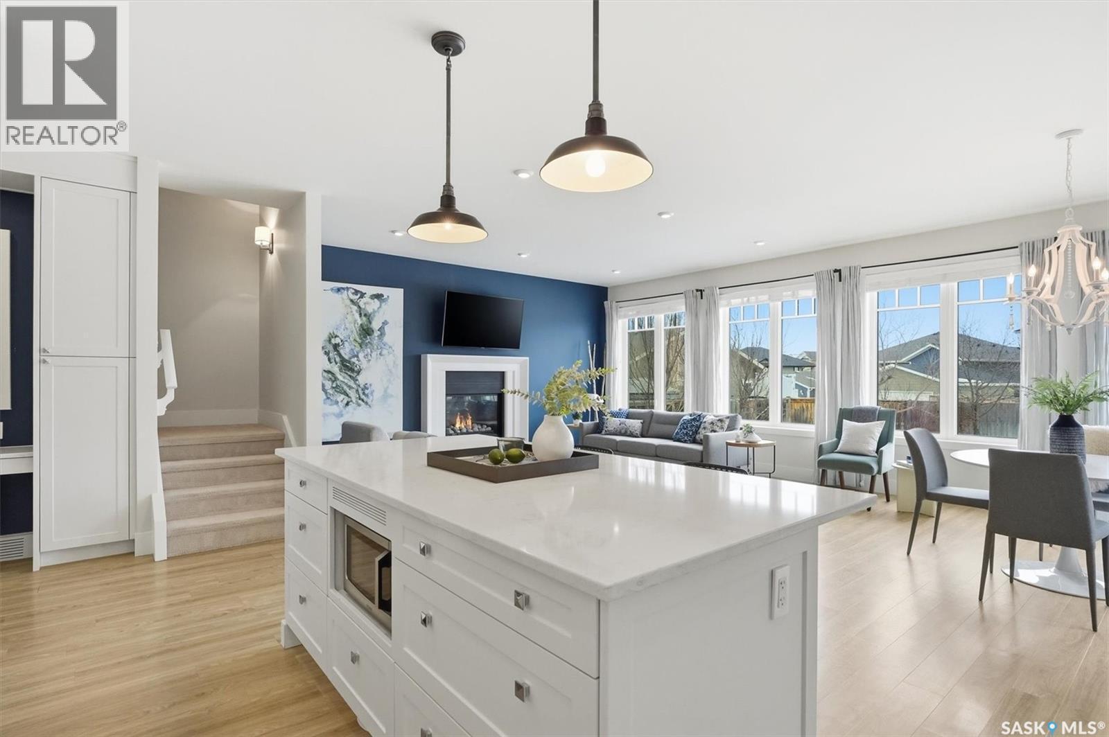 203 Pritchard Terrace, Saskatoon, SK - Indoor With Fireplace