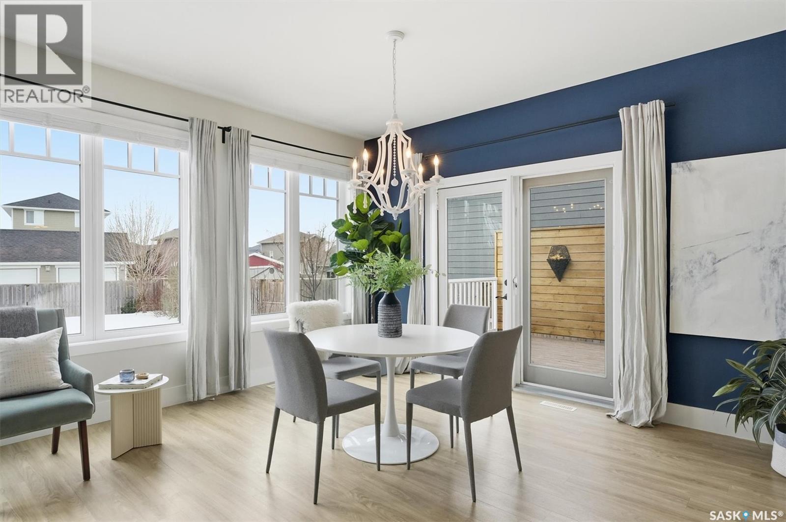 203 Pritchard Terrace, Saskatoon, SK - Indoor Photo Showing Dining Room