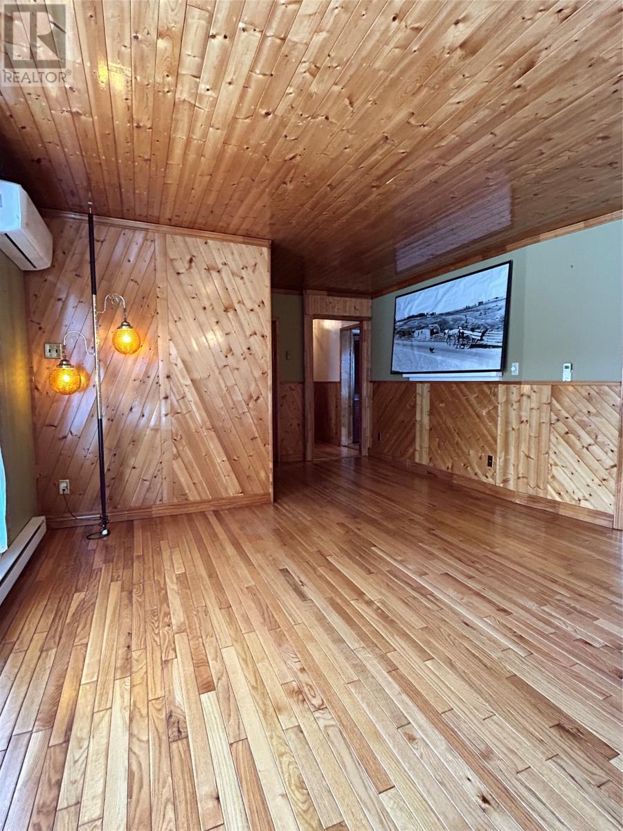 8 Cod Seine Road, Mobile, NL - Indoor Photo Showing Other Room