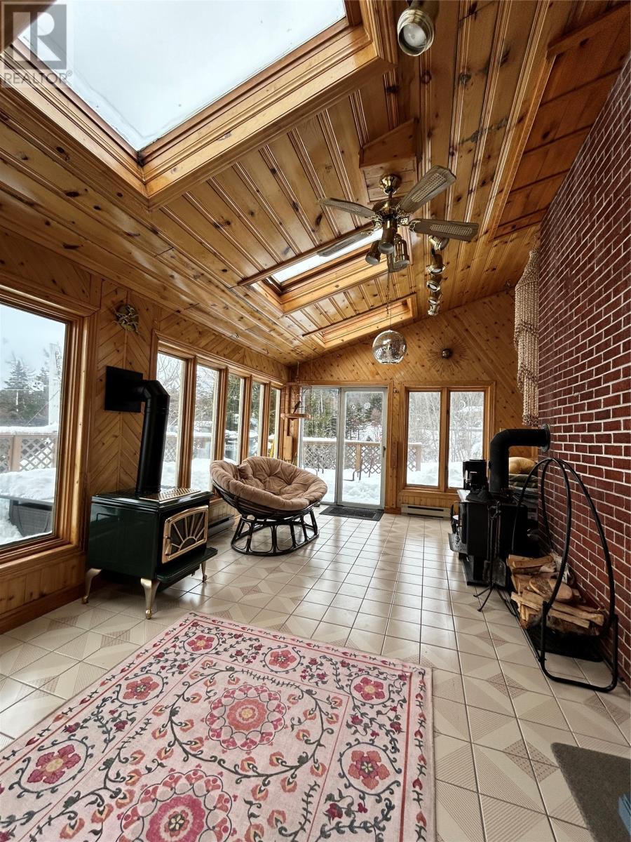 8 Cod Seine Road, Mobile, NL - Indoor Photo Showing Other Room