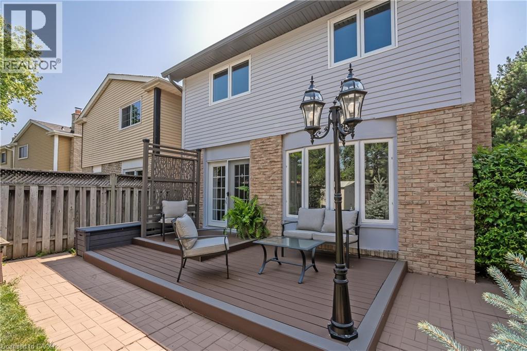 2407 Hemlock Court, Burlington, ON - Outdoor With Deck Patio Veranda With Exterior