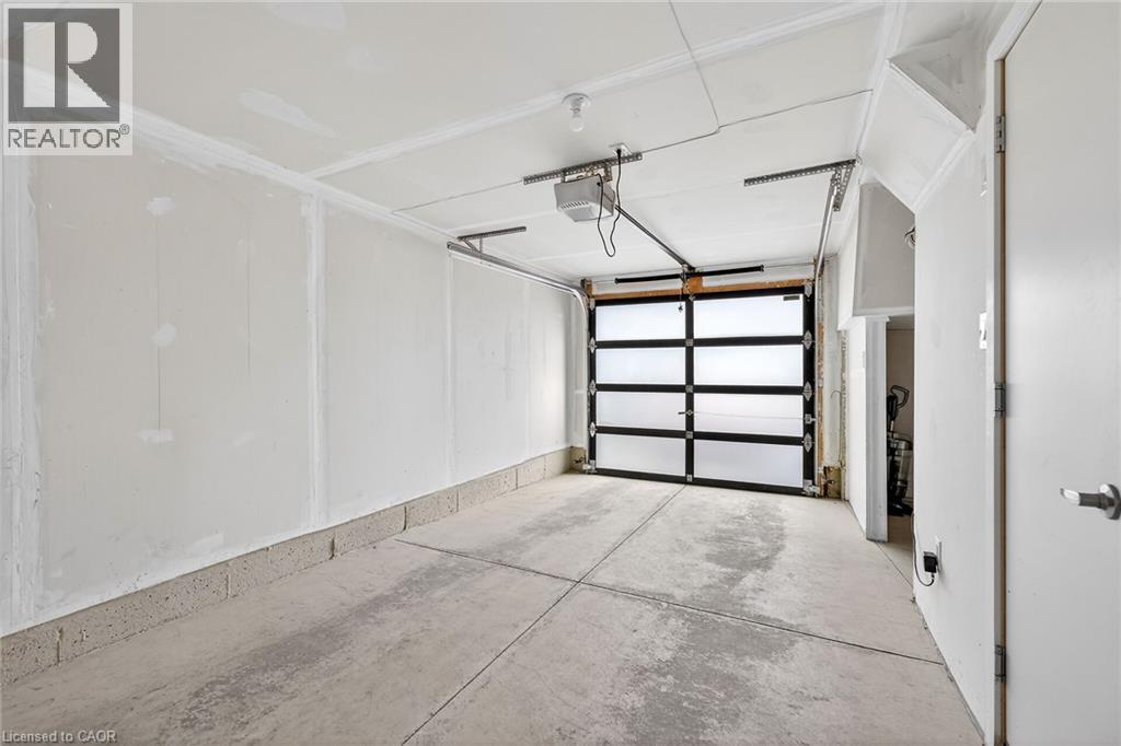 48 Markle Crescent, Ancaster, ON - Indoor Photo Showing Garage