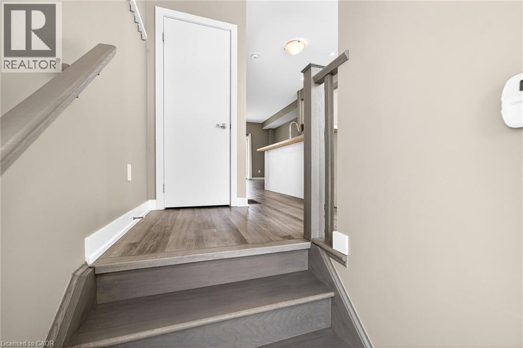 48 Markle Crescent, Ancaster, ON - Indoor Photo Showing Other Room