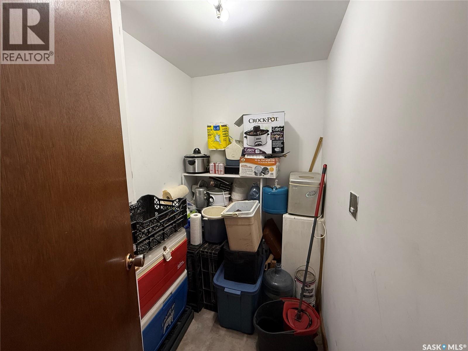 . Railway Avenue, Gladmar, SK - Indoor Photo Showing Other Room