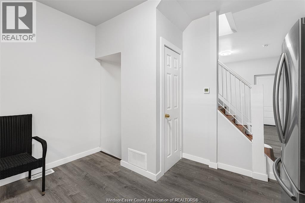 712 Brock, Windsor, ON - Indoor Photo Showing Other Room