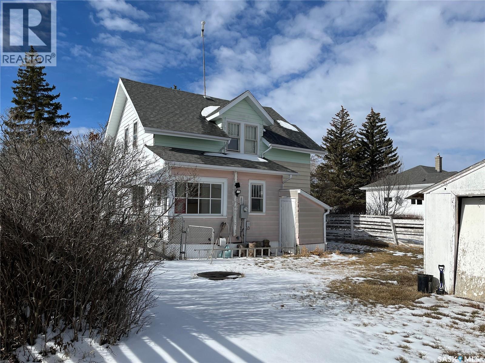 133 2Nd Street E, Lafleche, SK - Outdoor