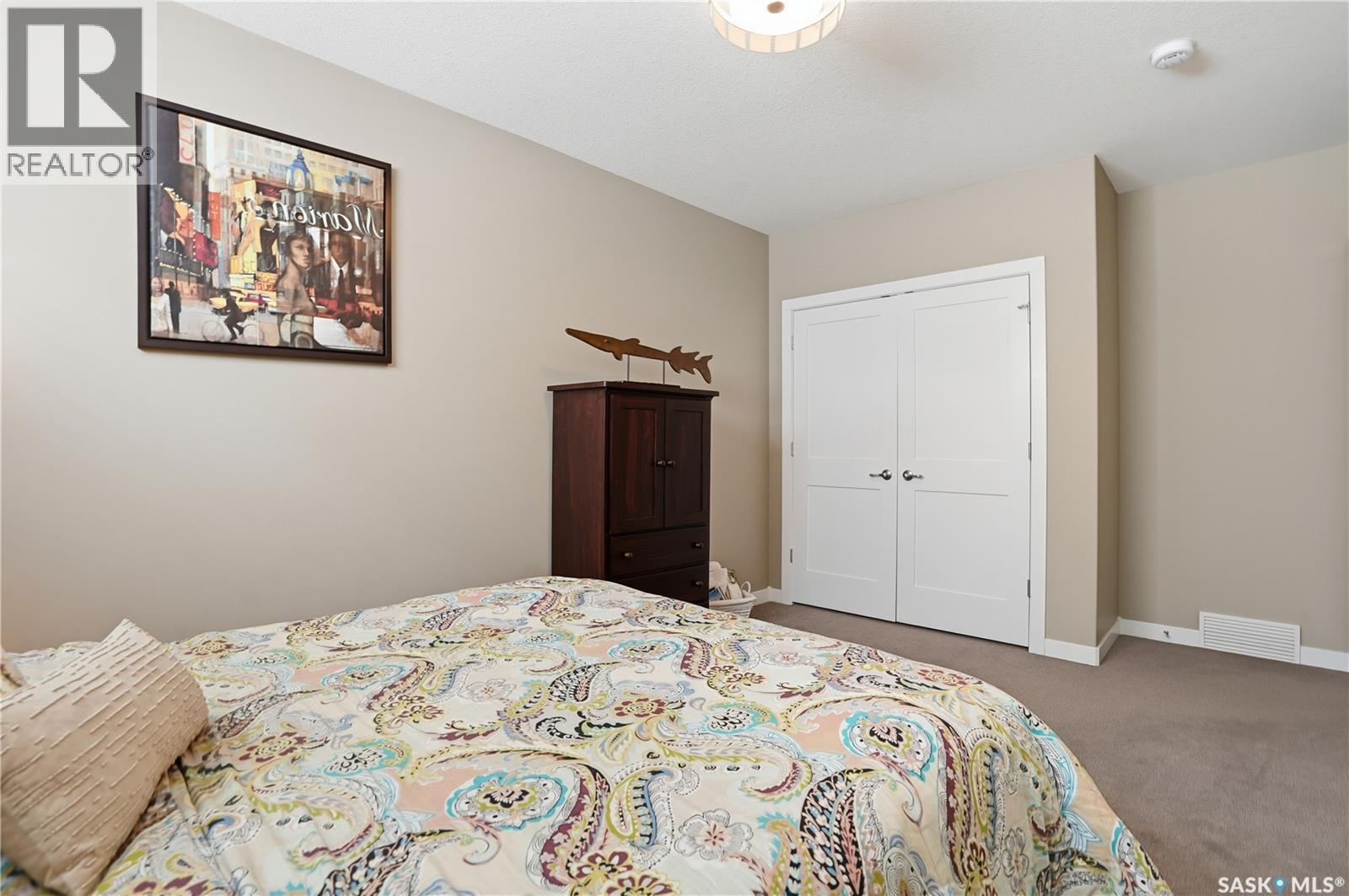 4506 Sandpiper Crescent E, Regina, SK - Indoor Photo Showing Bedroom