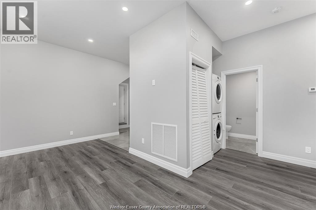 700 Brock Unit# A, Windsor, ON - Indoor Photo Showing Other Room