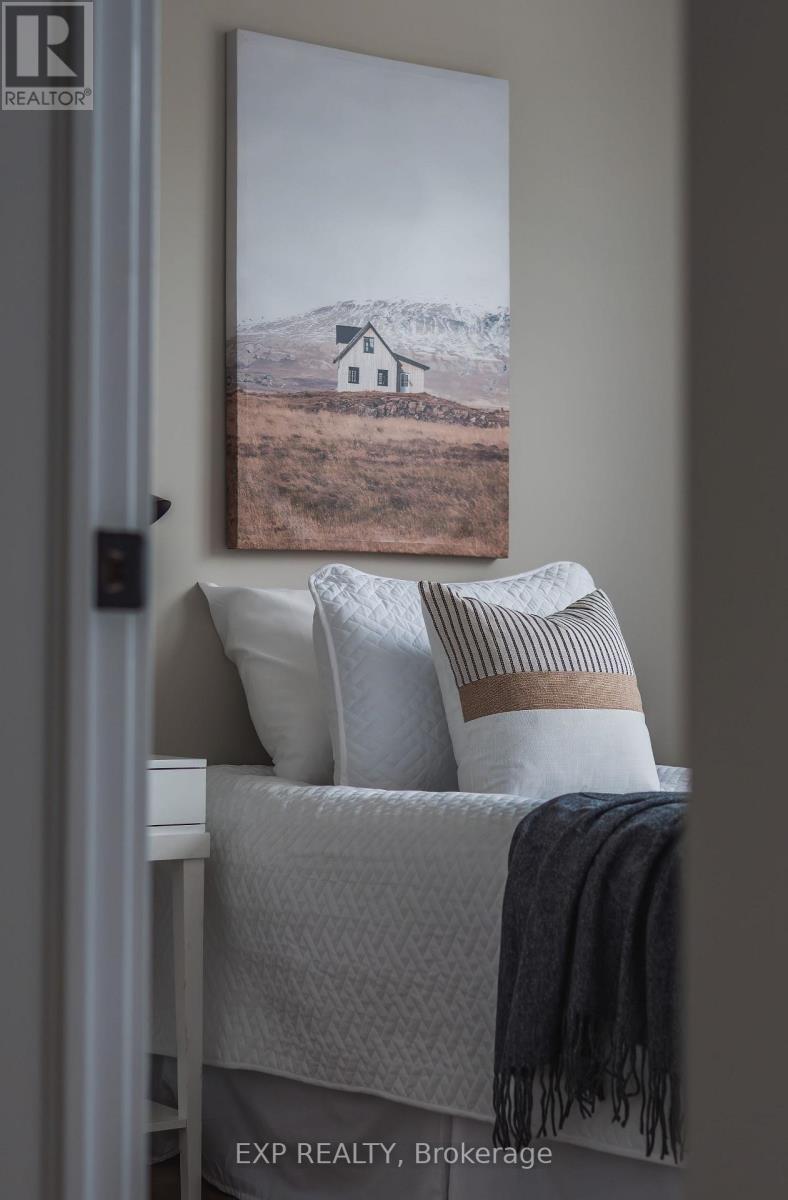 491 Upper Wentworth Street, Hamilton, ON - Indoor Photo Showing Bedroom