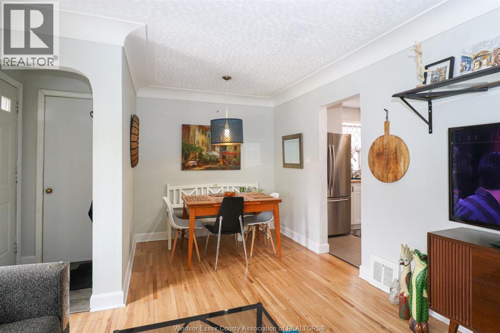 858 Laporte, Windsor, ON - Indoor