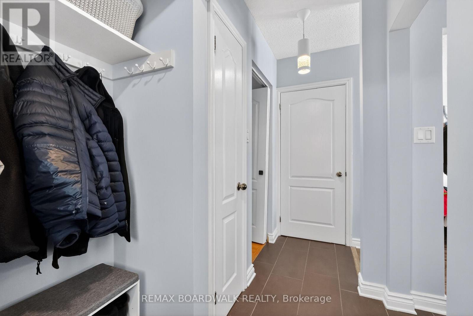 2462 Tupper Avenue, Ottawa, ON - Indoor Photo Showing Other Room