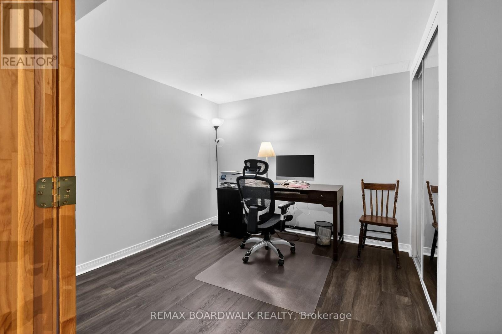 2462 Tupper Avenue, Ottawa, ON - Indoor Photo Showing Office