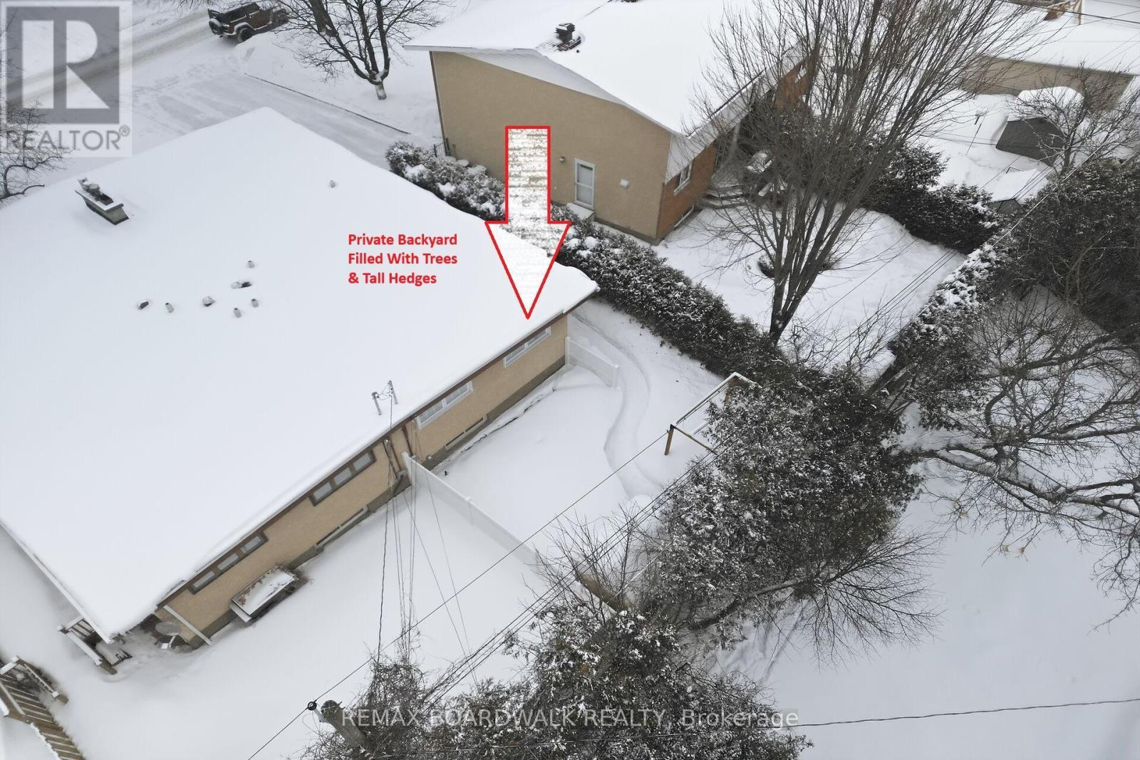 2462 Tupper Avenue, Ottawa, ON - Outdoor