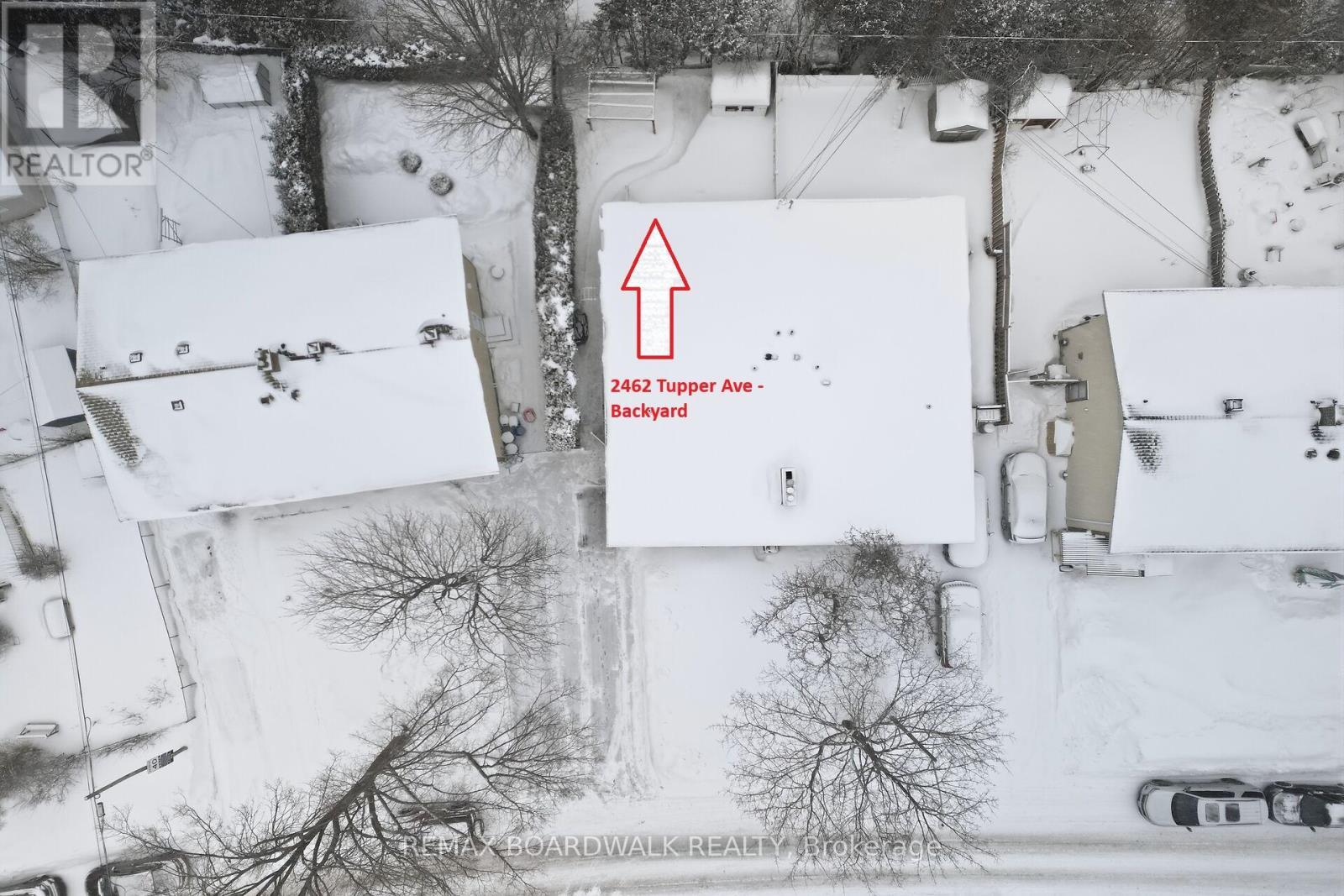 2462 Tupper Avenue, Ottawa, ON - Outdoor