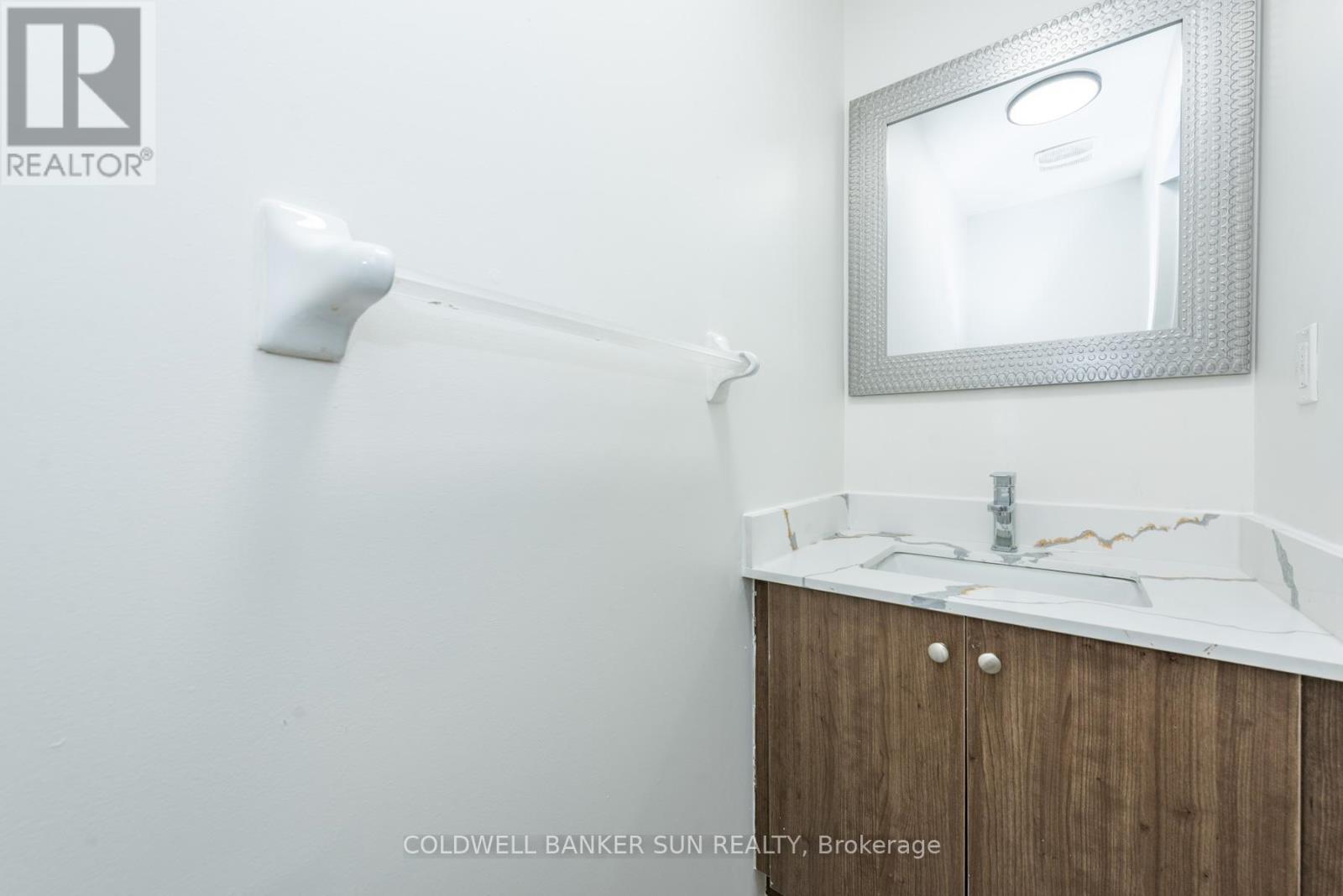 13 Travis Crescent, Brampton, ON - Photo Showing Bathroom