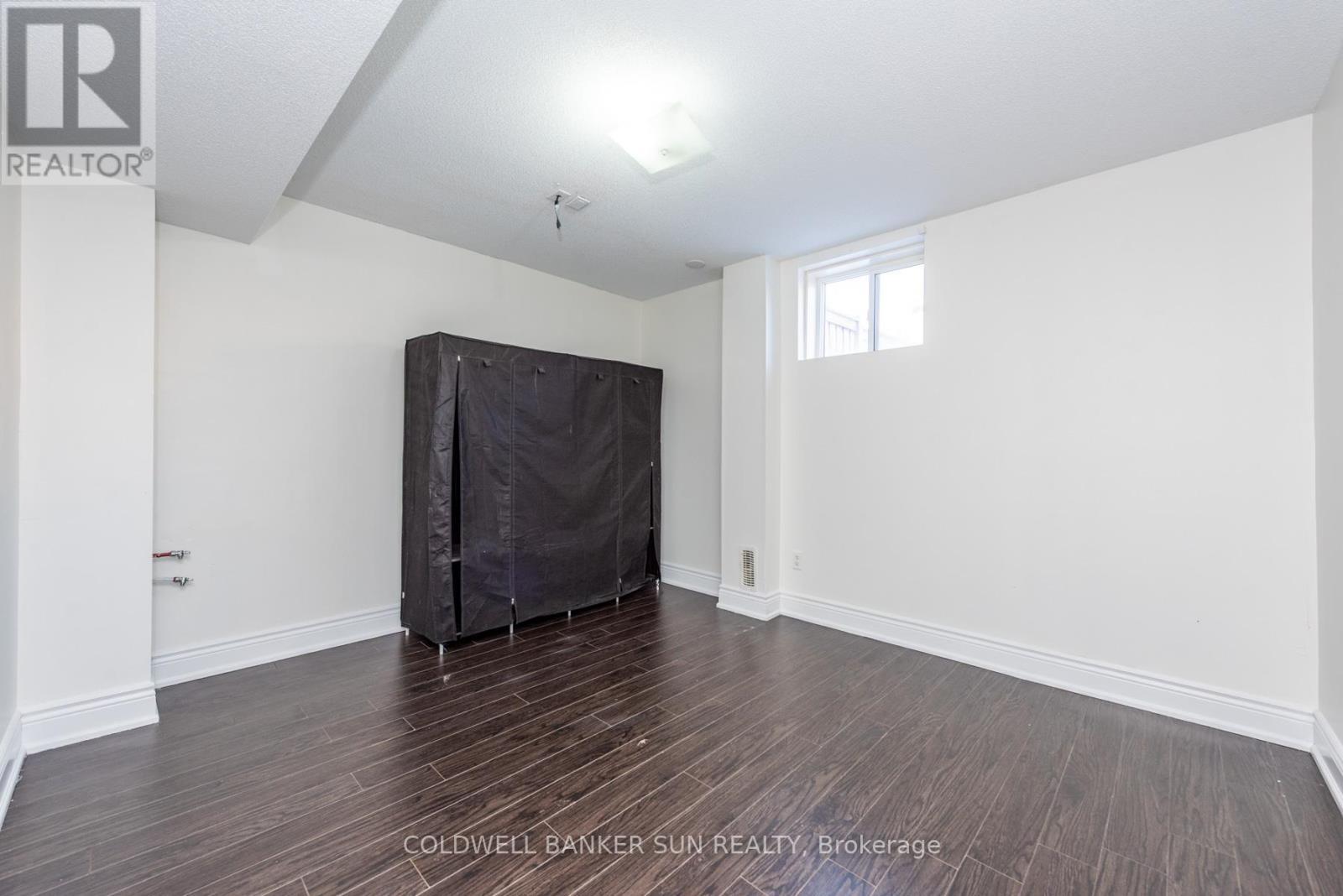 13 Travis Crescent, Brampton, ON - Indoor Photo Showing Other Room