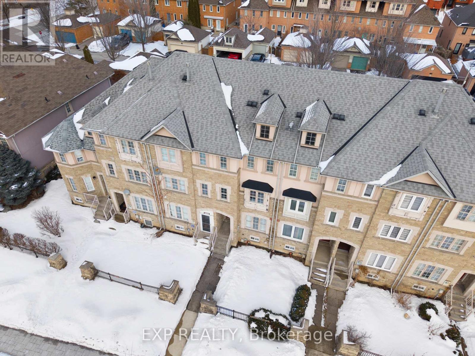 9039 Yonge Street, Richmond Hill, ON - Outdoor