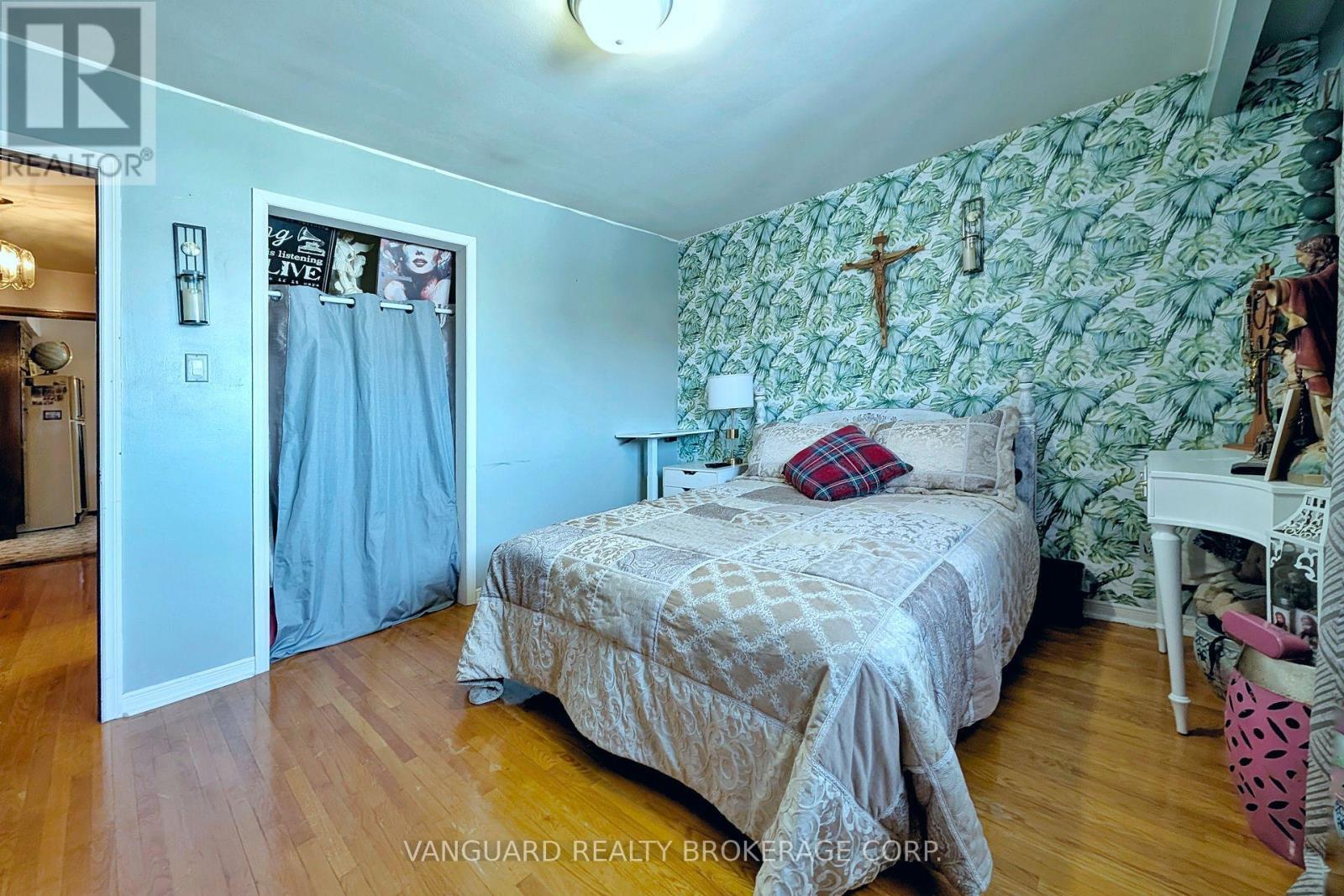 92 Skelton Boulevard, Brampton, ON - Indoor Photo Showing Bedroom