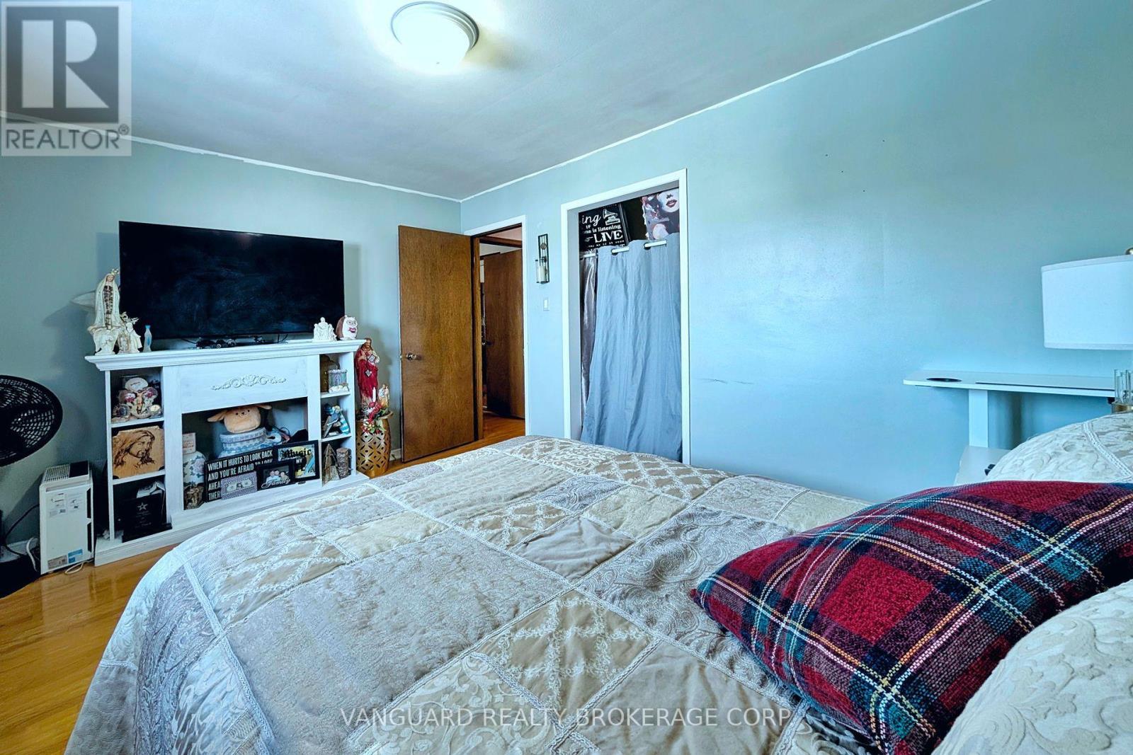 92 Skelton Boulevard, Brampton, ON - Indoor Photo Showing Bedroom