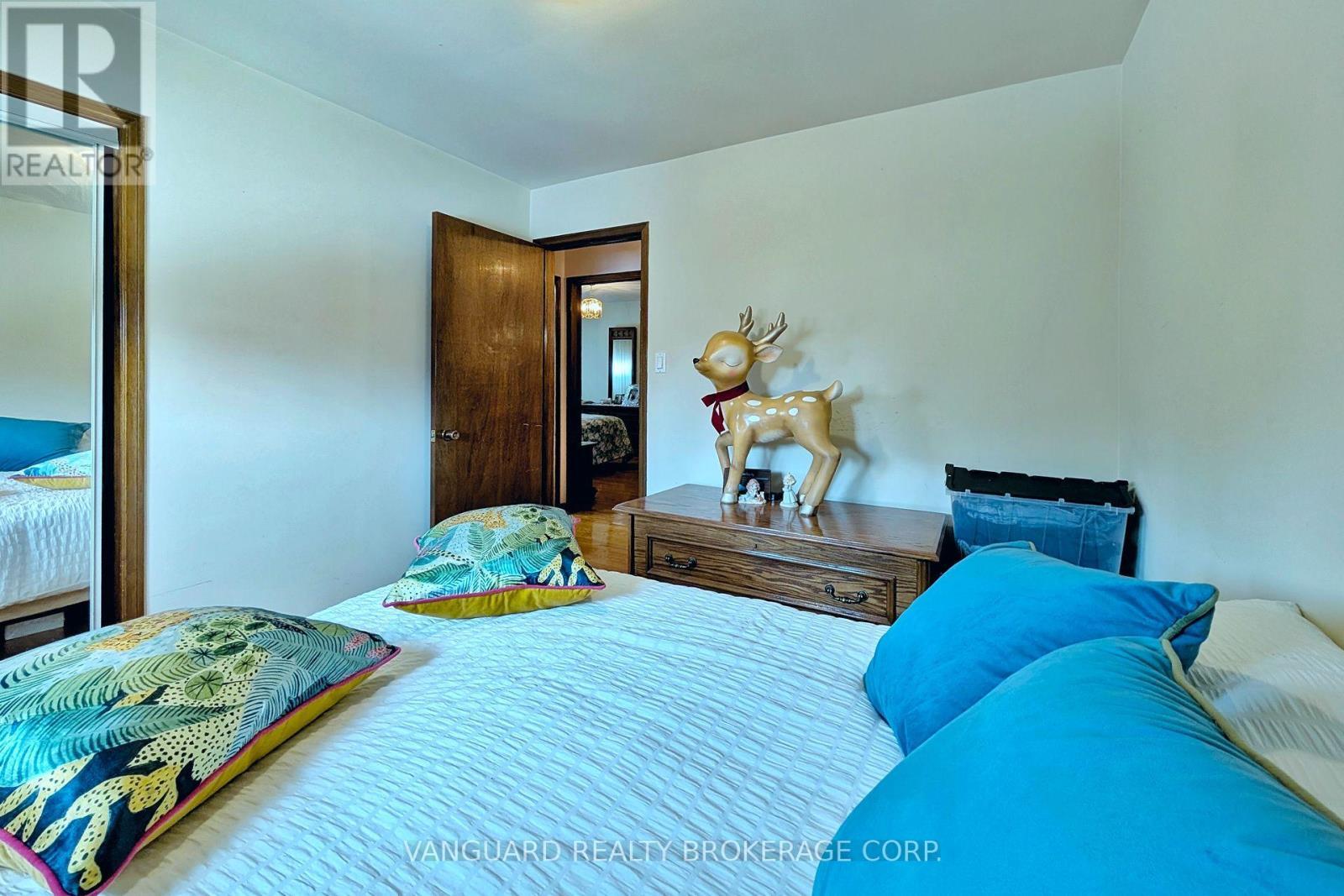 92 Skelton Boulevard, Brampton, ON - Indoor Photo Showing Bedroom