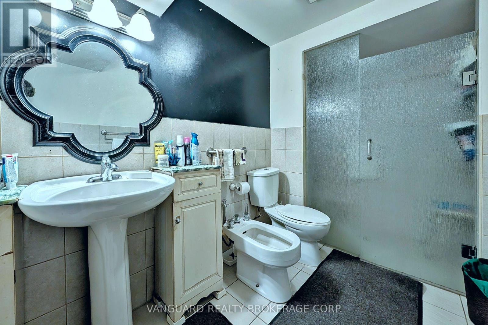 92 Skelton Boulevard, Brampton, ON - Indoor Photo Showing Bathroom
