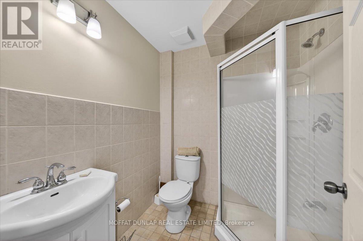 3-piece Bathroom in Barn - 6952 Second Line, New Tecumseth, ON - Indoor Photo Showing Bathroom