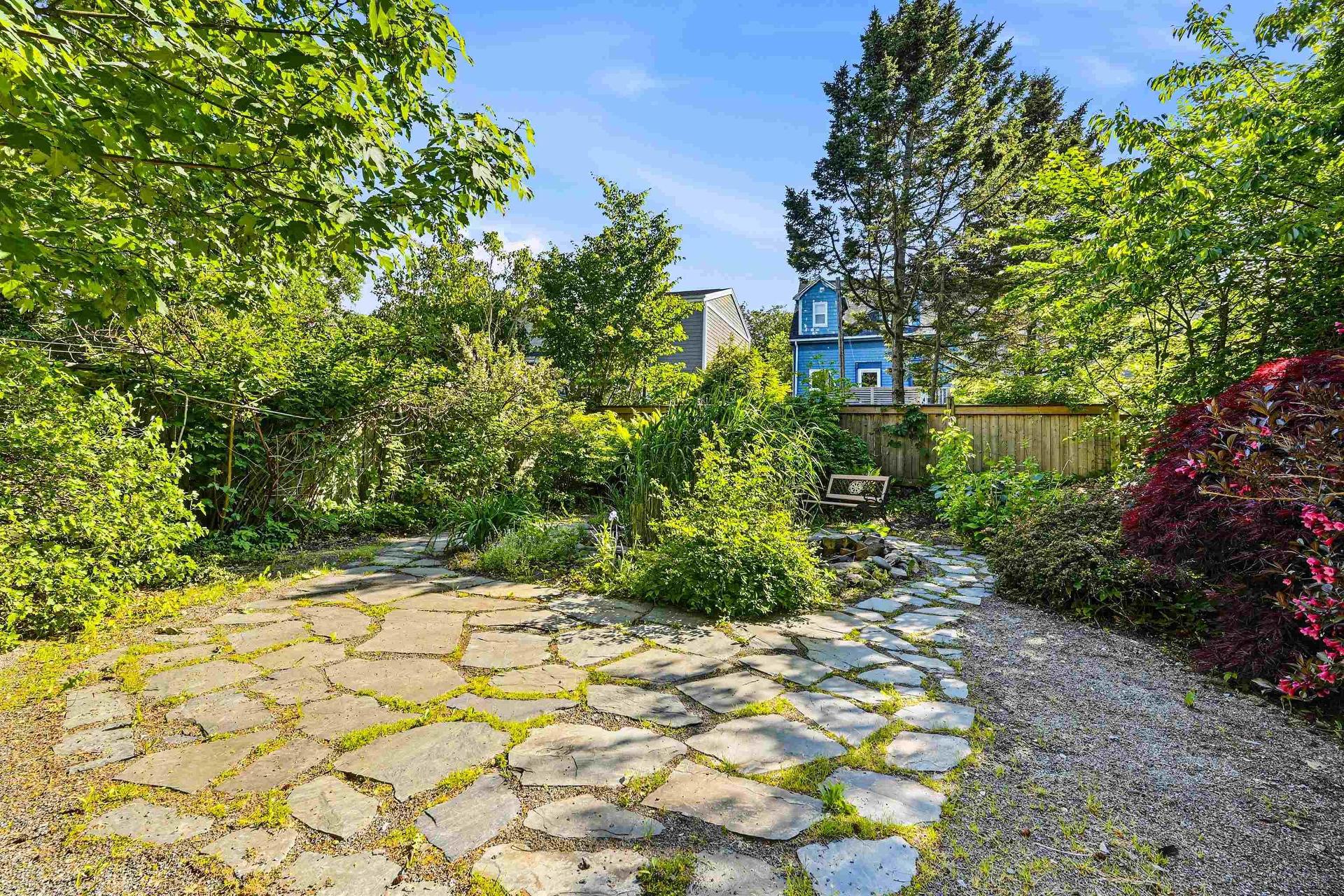 2048 Creighton Street, Halifax, NS