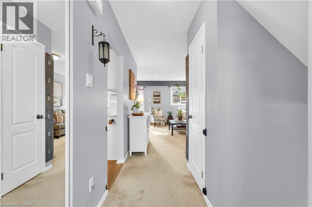 99 Lynden Circle, Georgetown, ON - Indoor Photo Showing Other Room