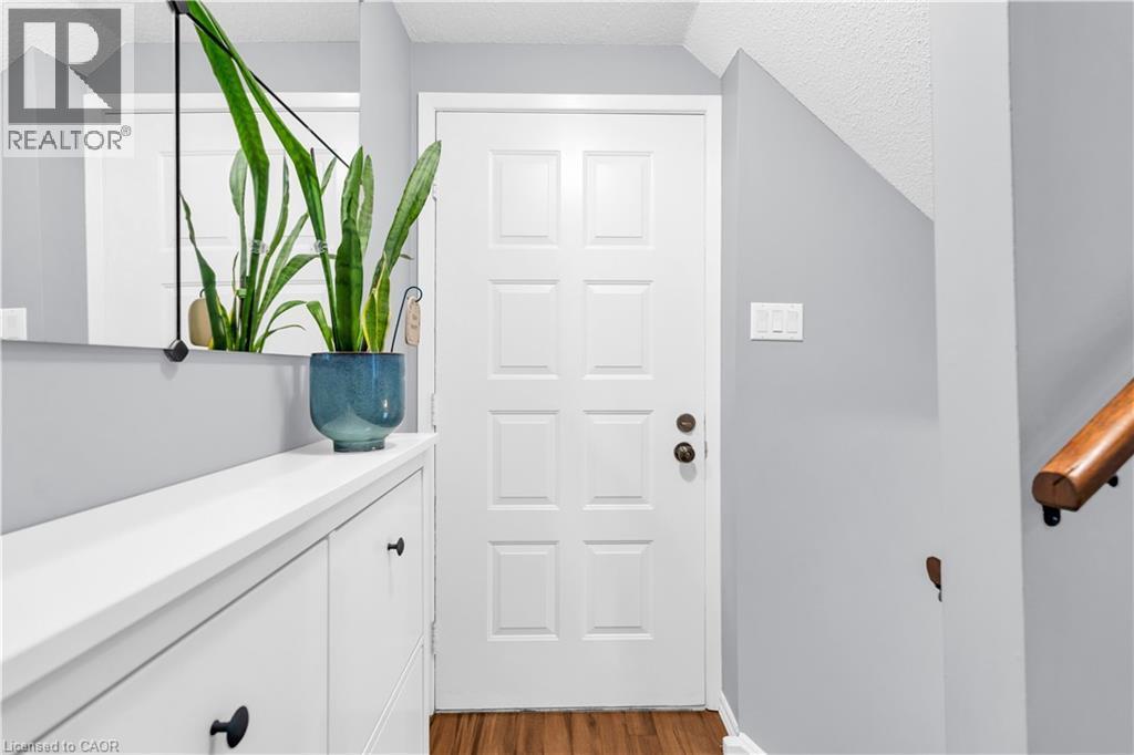 99 Lynden Circle, Georgetown, ON - Indoor Photo Showing Other Room