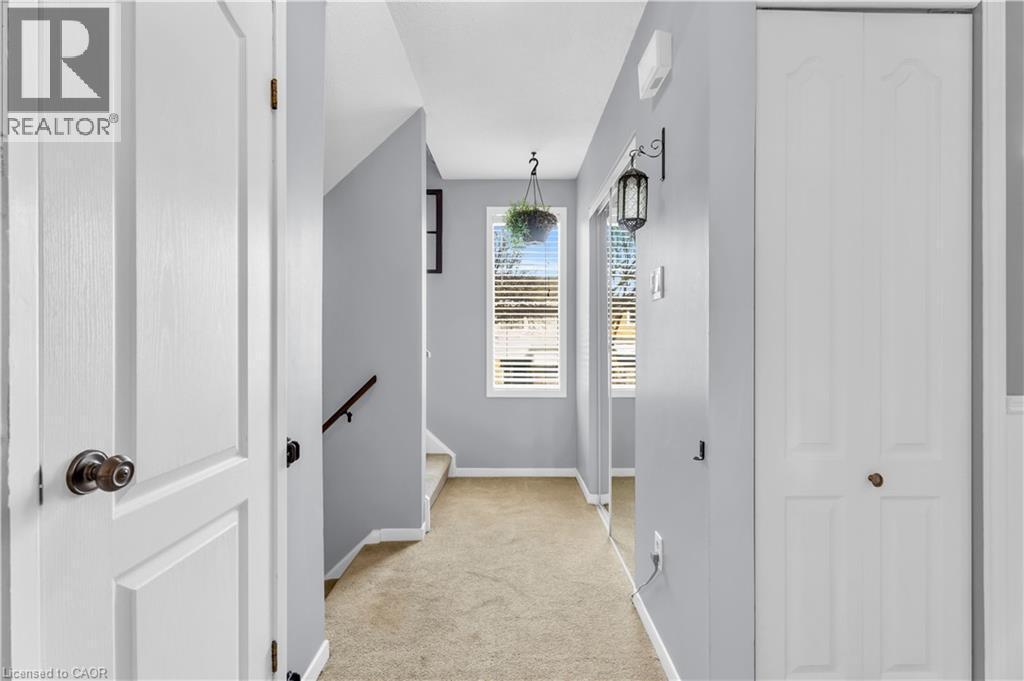 99 Lynden Circle, Georgetown, ON - Indoor Photo Showing Other Room