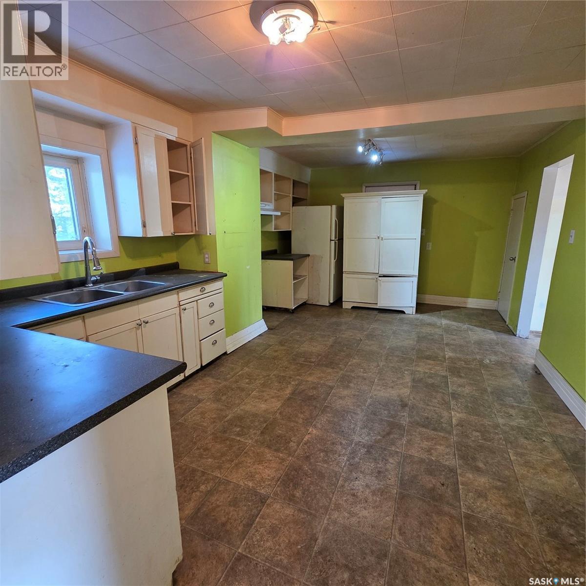 554 7Th Street E, Prince Albert, SK