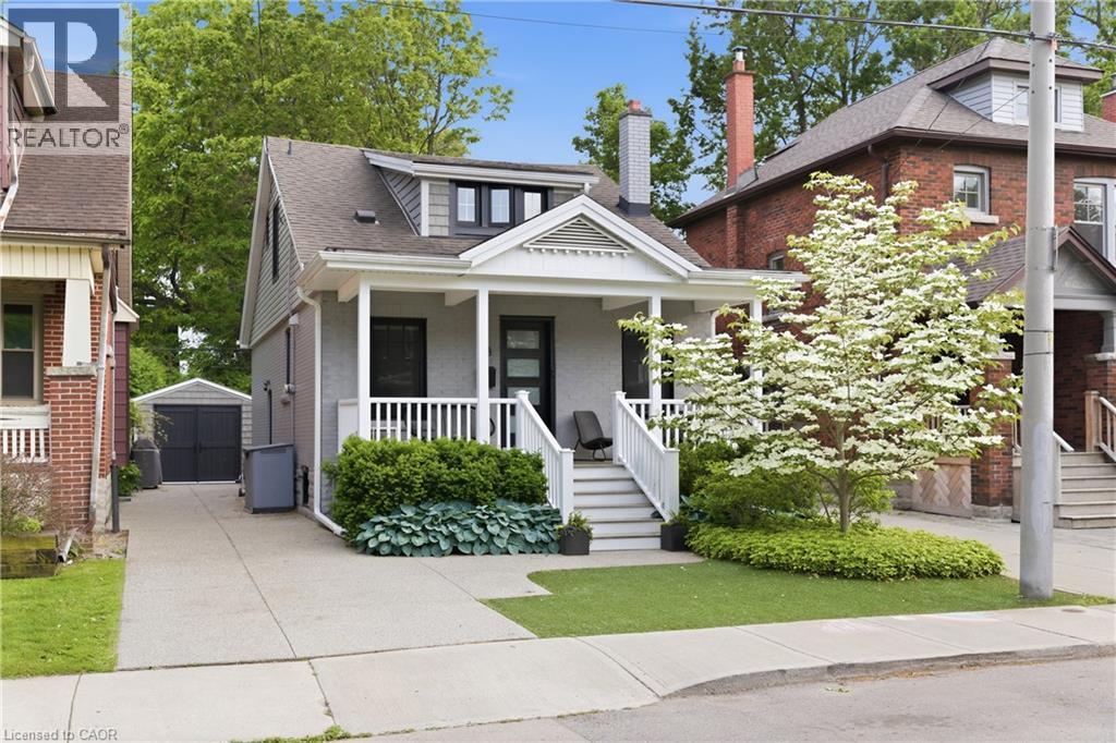 Parking 4 tandem + 1 garage - 73 Arkell Street, Hamilton, ON - Outdoor With Deck Patio Veranda With Facade