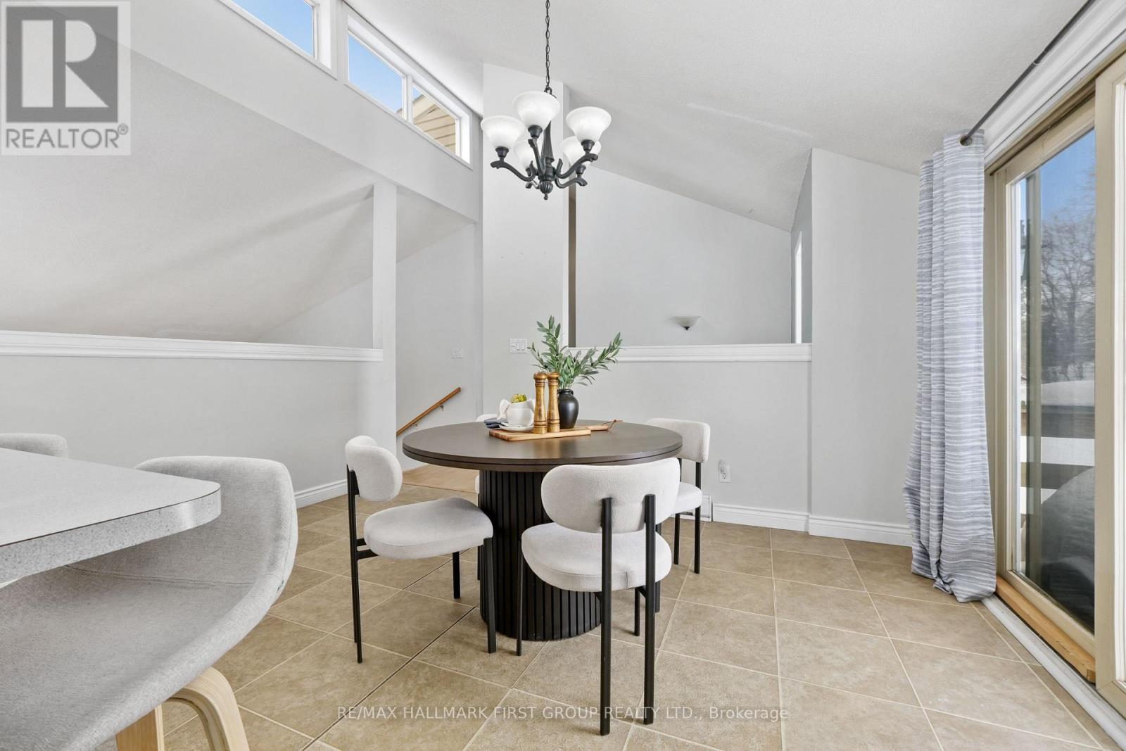 110 Davis Road, Alnwick/Haldimand, ON - Indoor Photo Showing Dining Room