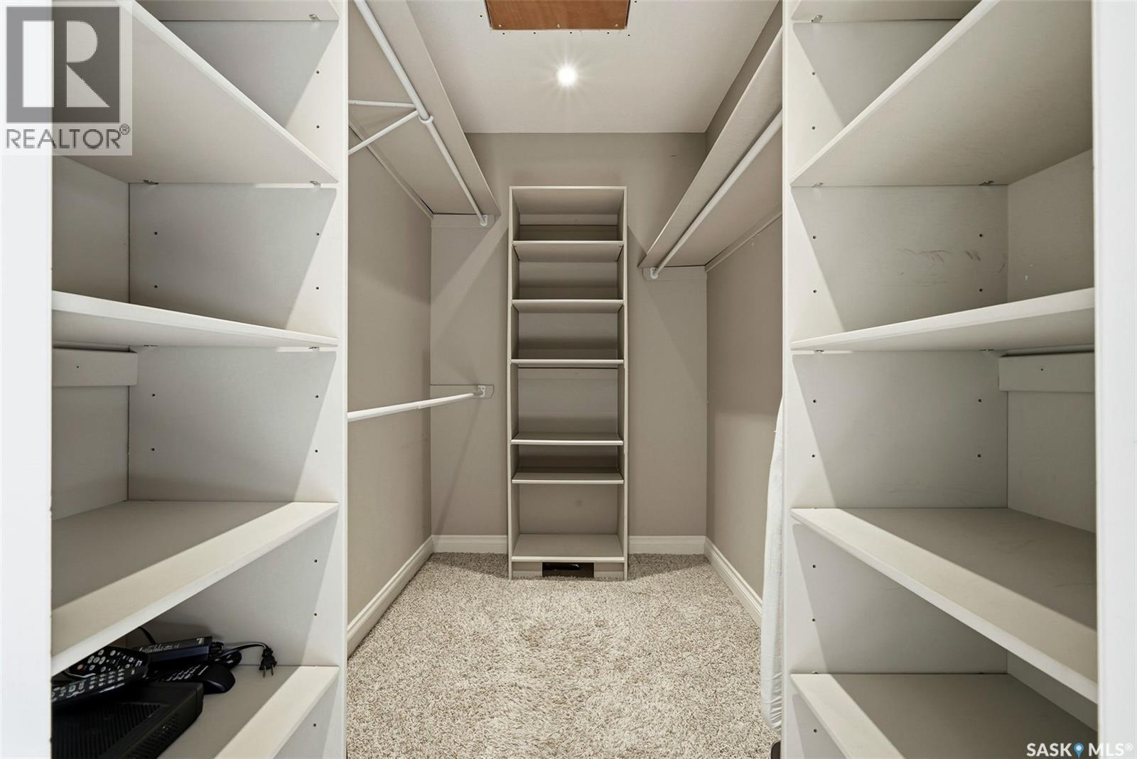 4522 Brass Crescent, Regina, SK - Indoor