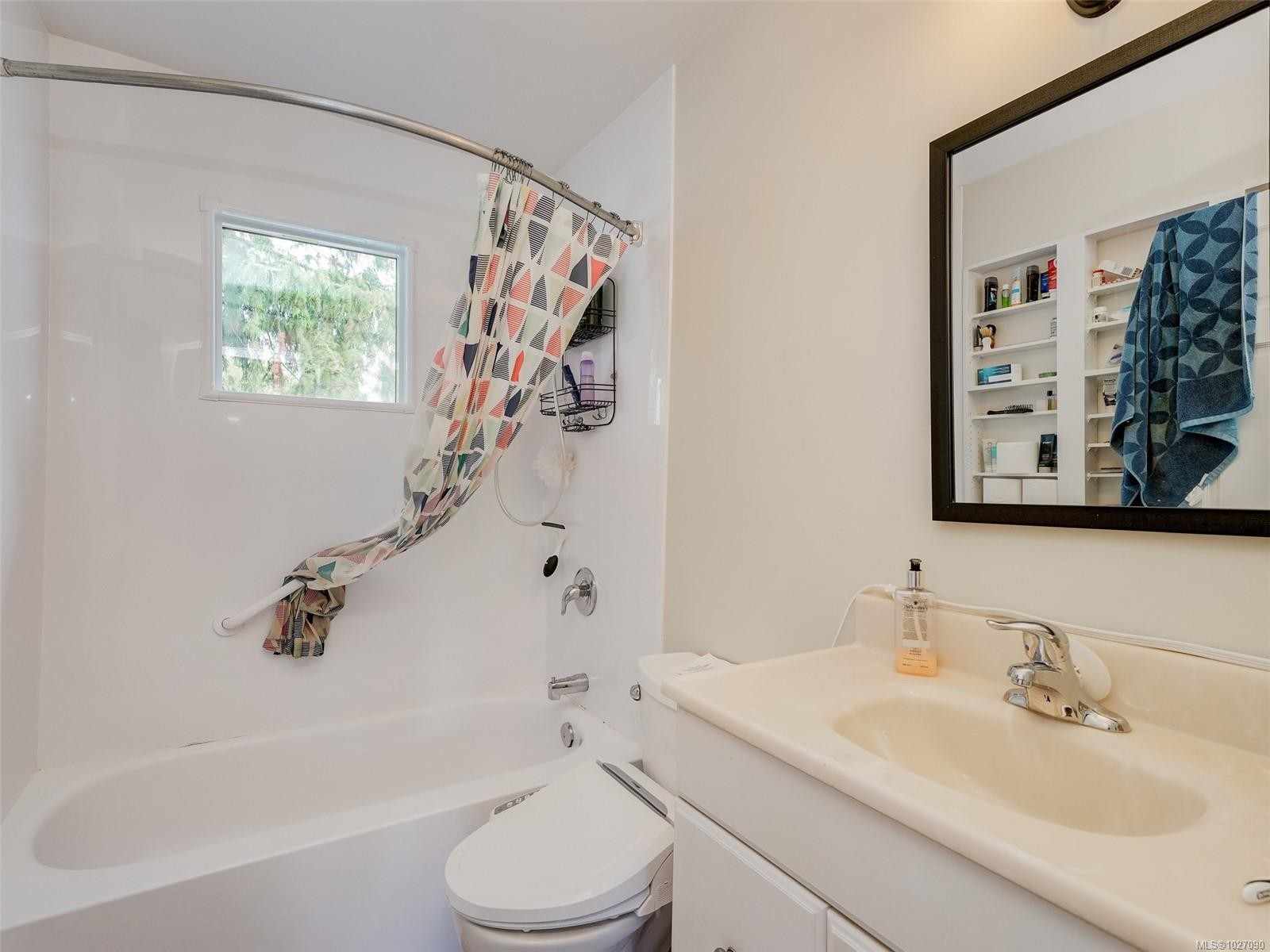 2818 Carlow Rd, Langford, BC