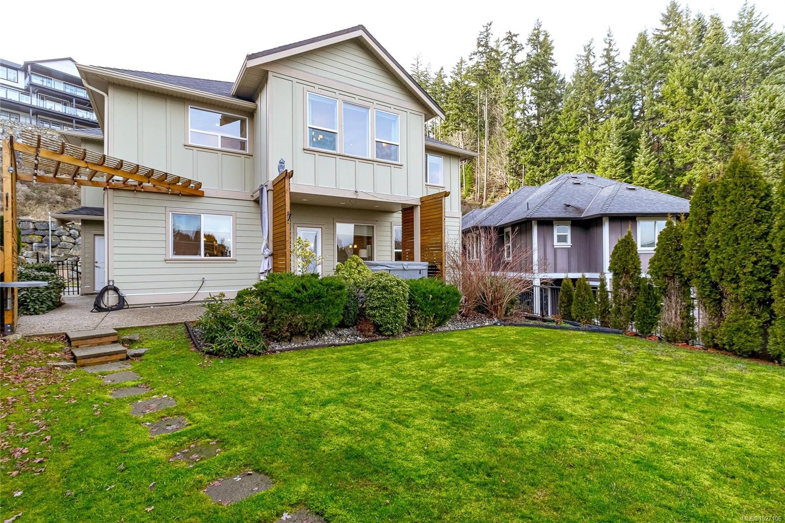 2344 Nicklaus Dr, Langford, BC