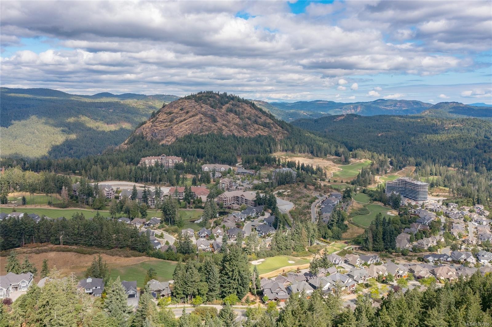 2344 Nicklaus Dr, Langford, BC