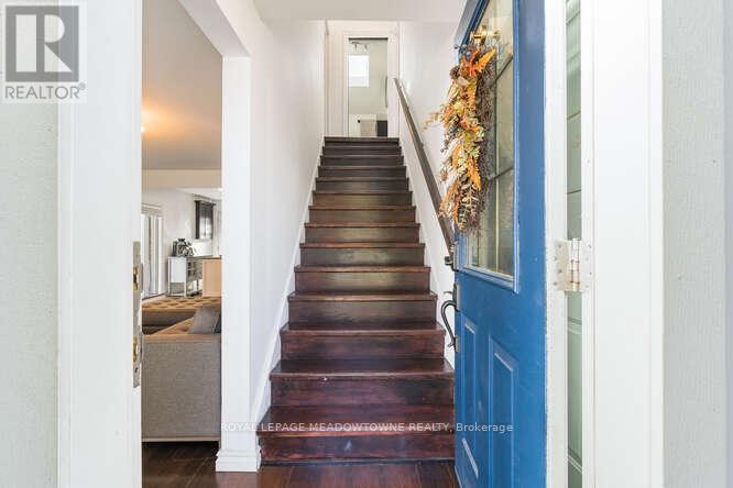 284 Ivon Avenue, Hamilton, ON - Indoor Photo Showing Other Room