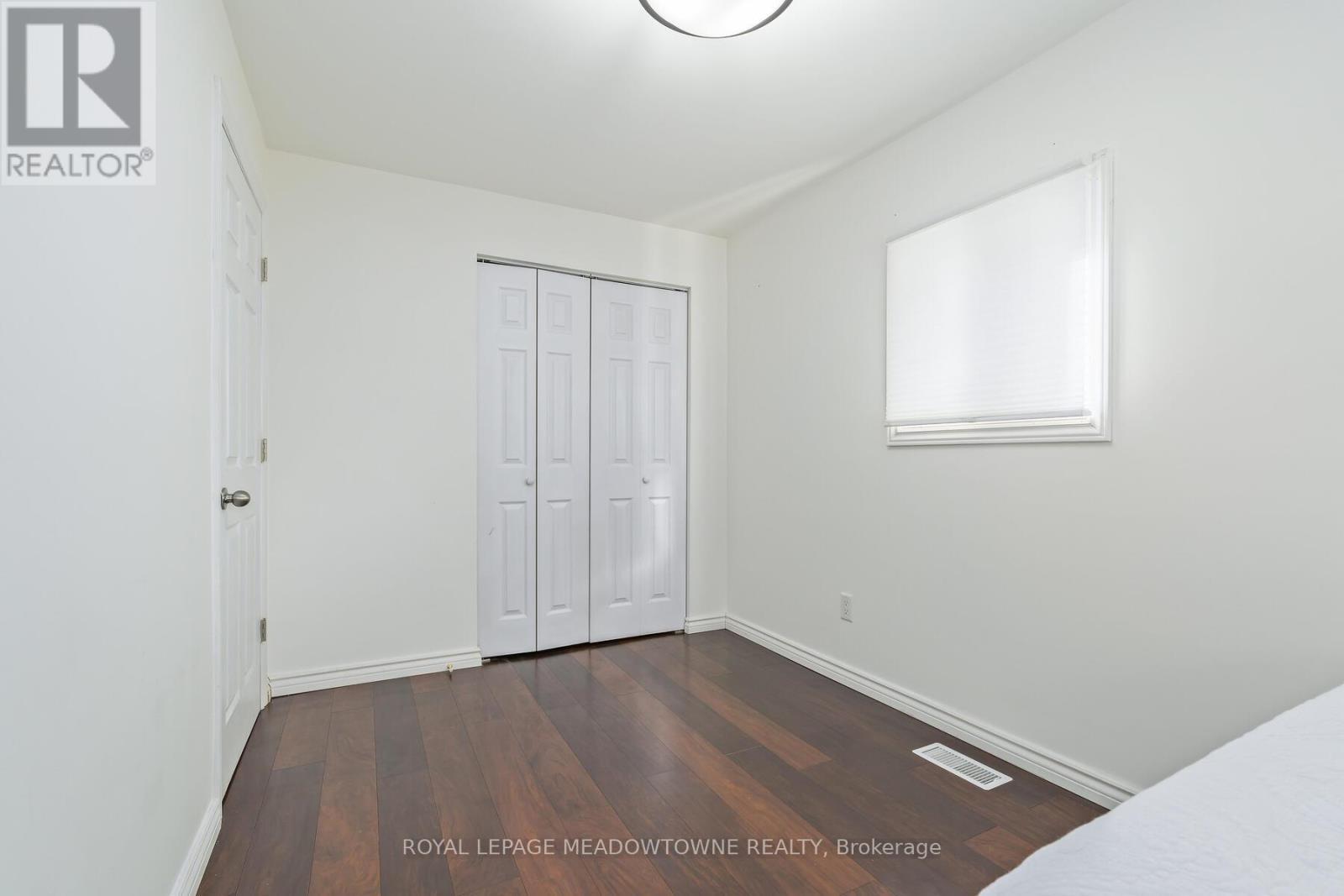 284 Ivon Avenue, Hamilton, ON - Indoor Photo Showing Other Room