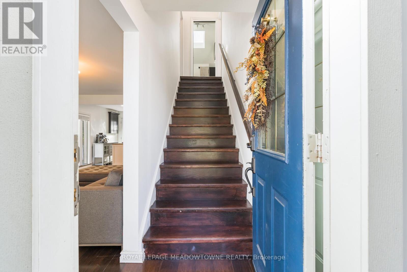 284 Ivon Avenue, Hamilton, ON - Indoor Photo Showing Other Room