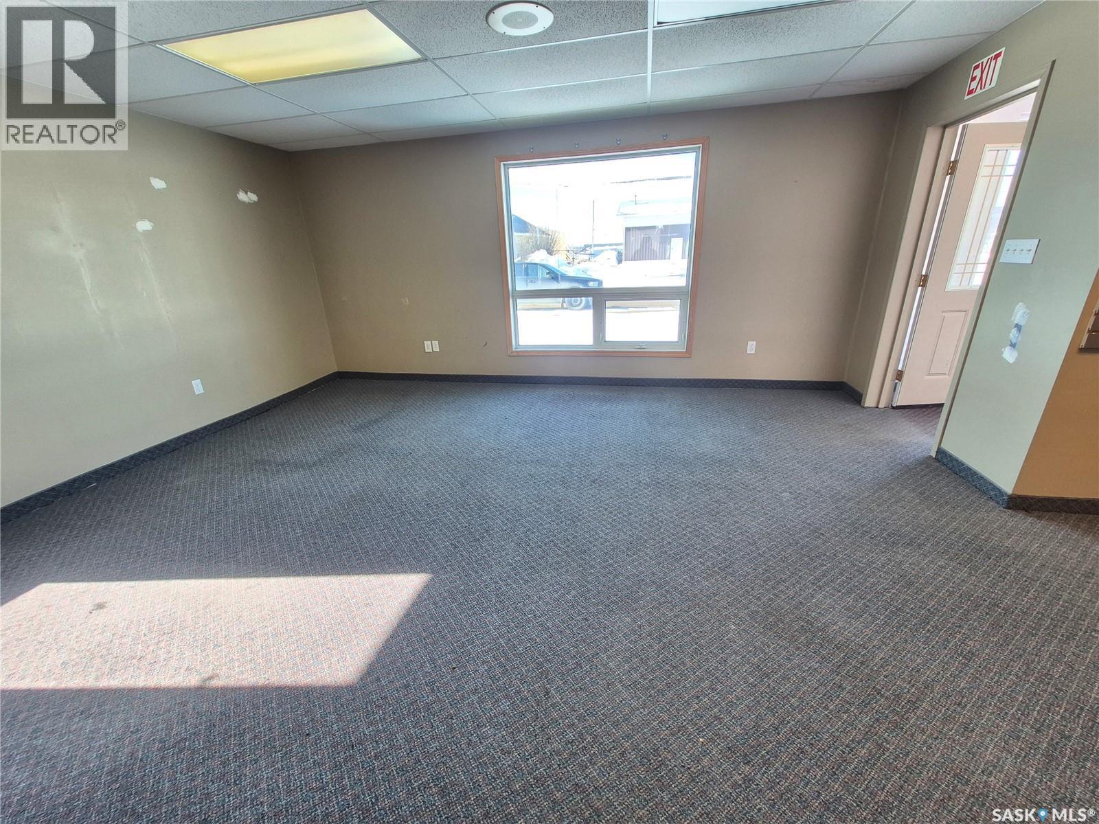 24 12Th Street Ne, Weyburn, SK