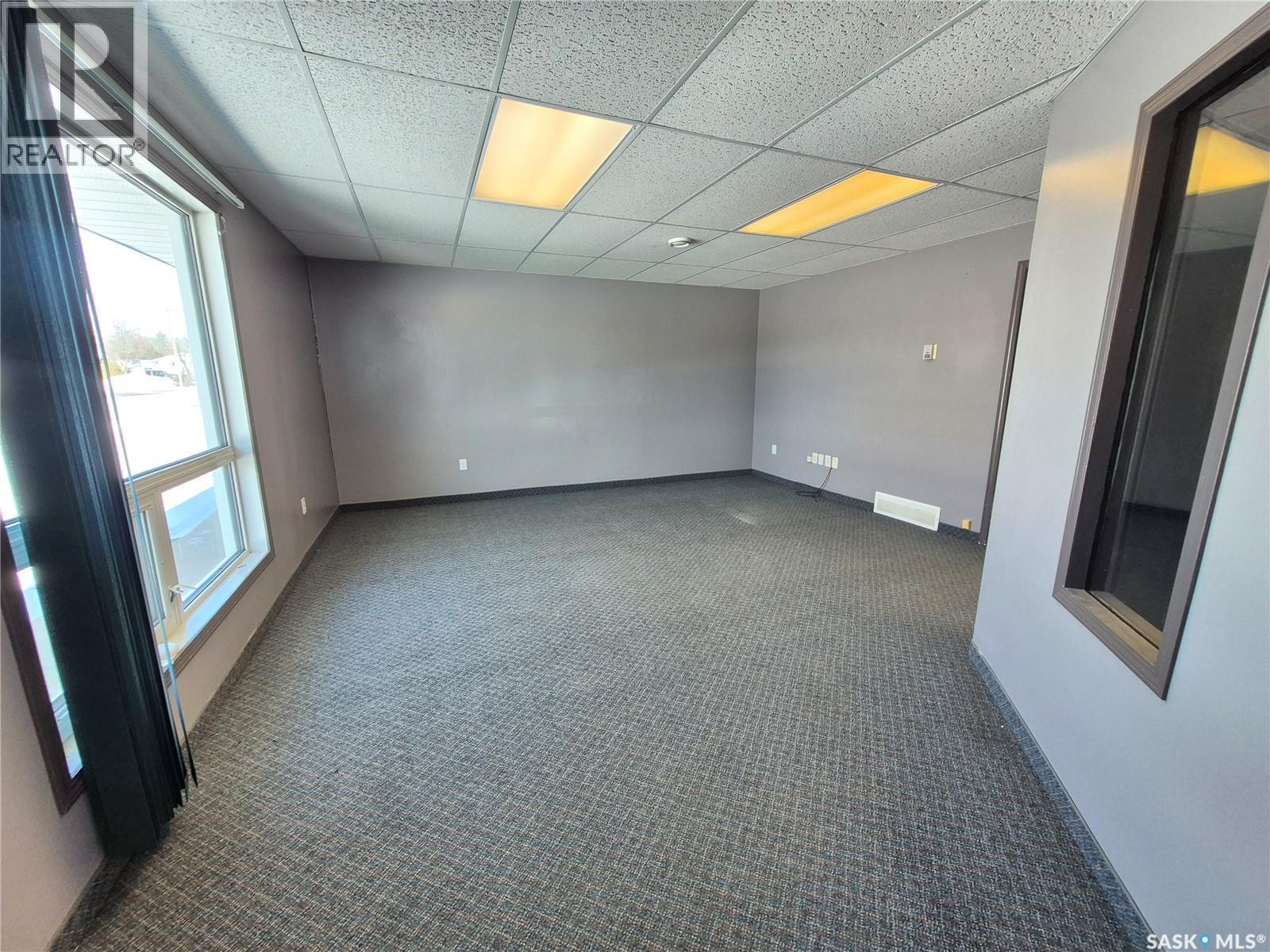 24 12Th Street Ne, Weyburn, SK