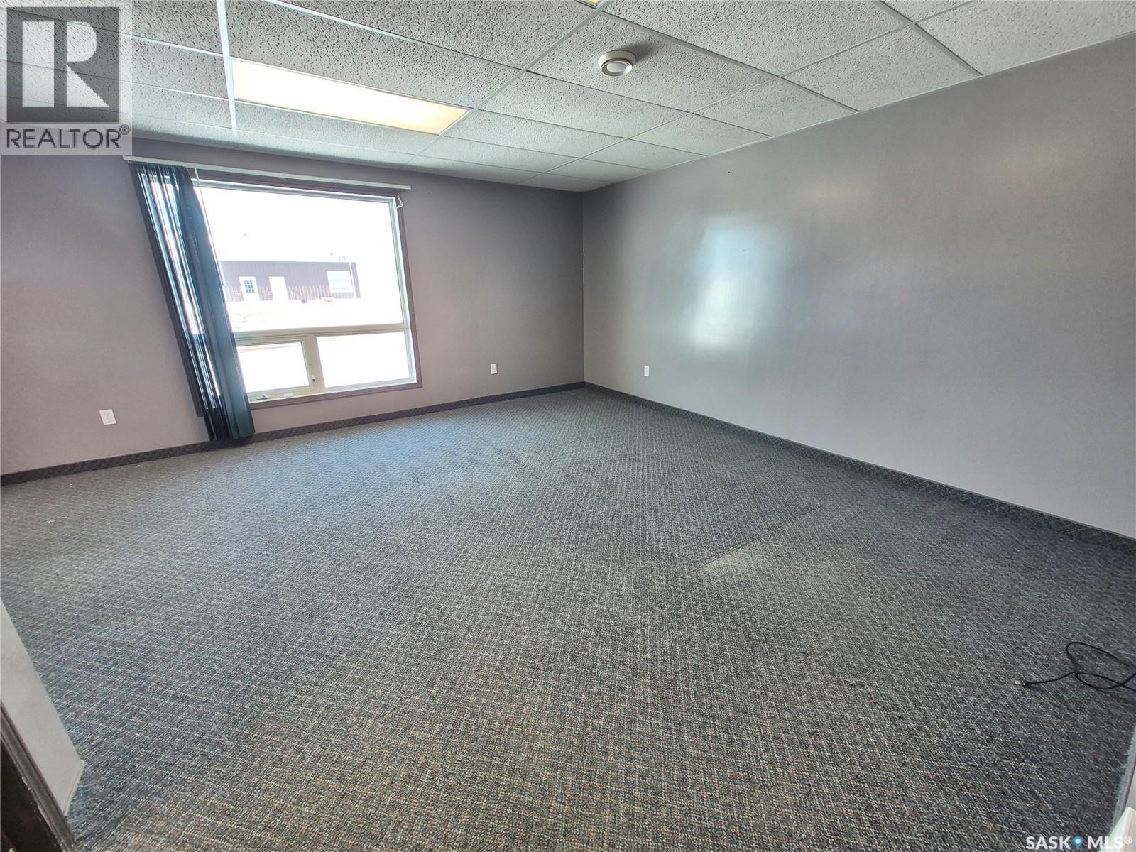 24 12Th Street Ne, Weyburn, SK